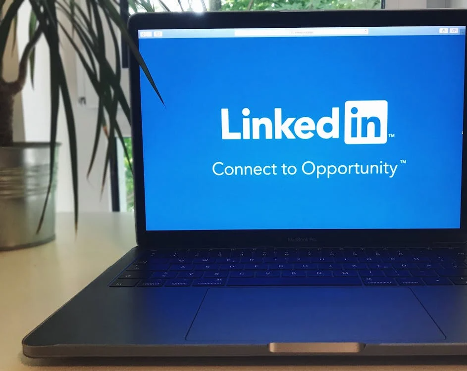 LinkedIn vs Email Outreach